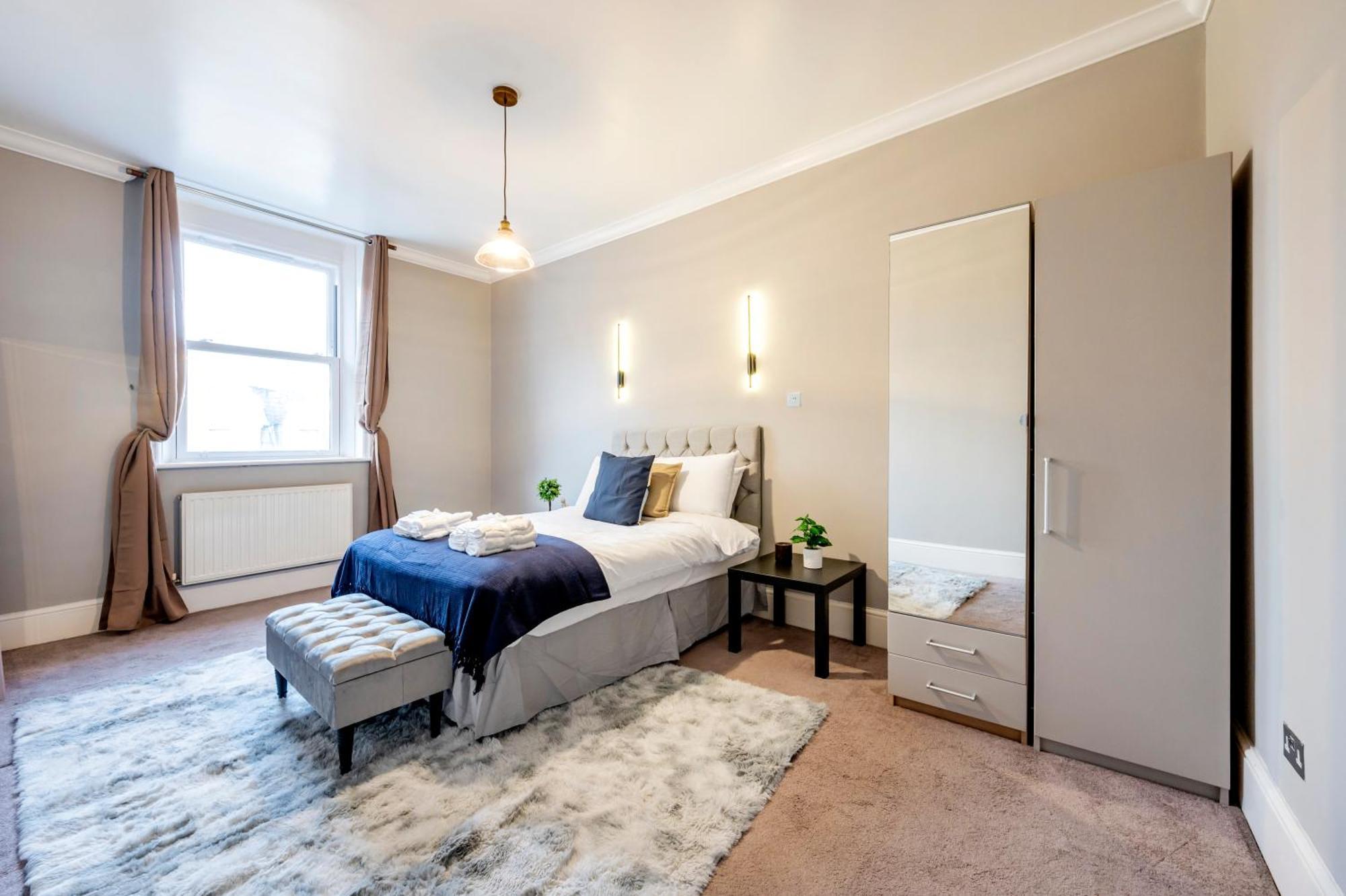 Large 1 Bedroom In Center Of London 3 Exterior foto